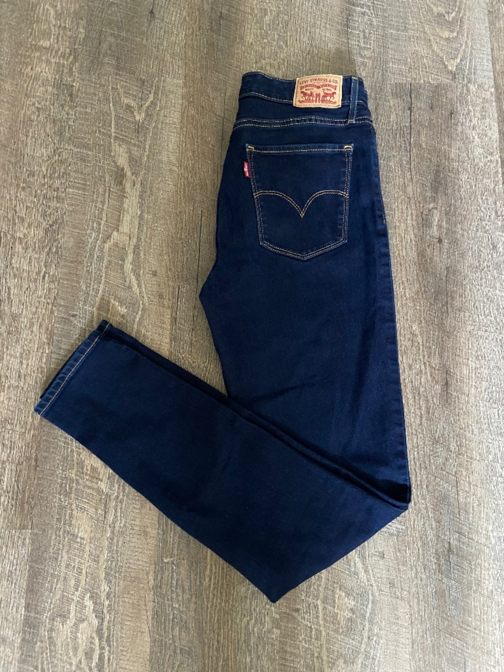 Levis Skinny Jeans Size 28